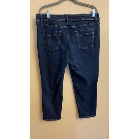 Talbots Petites 16P Blue Jeans Button-Accent Cropped Straight Jeans - Picture 2 of 16